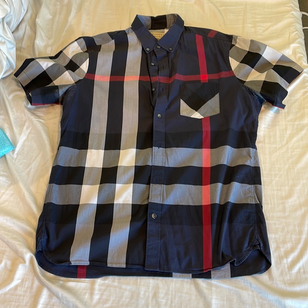 Burberry collared performance t